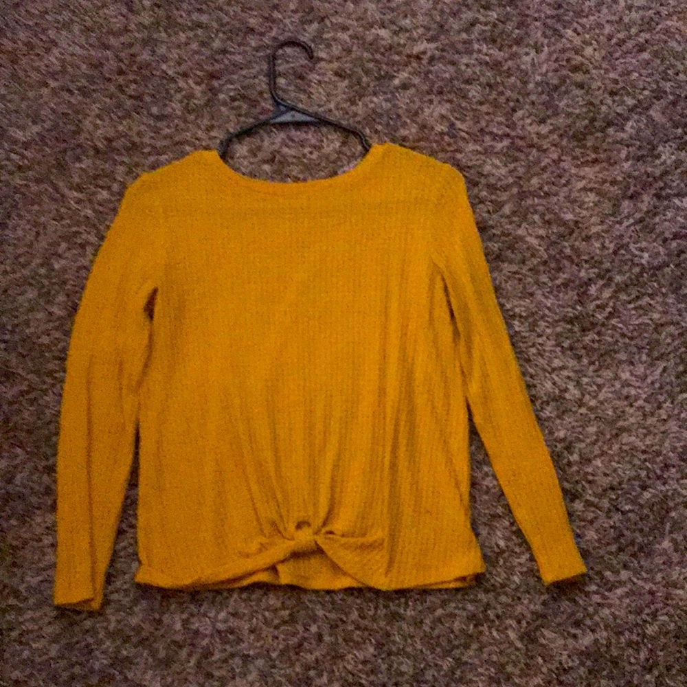 Plain mustard yellow top